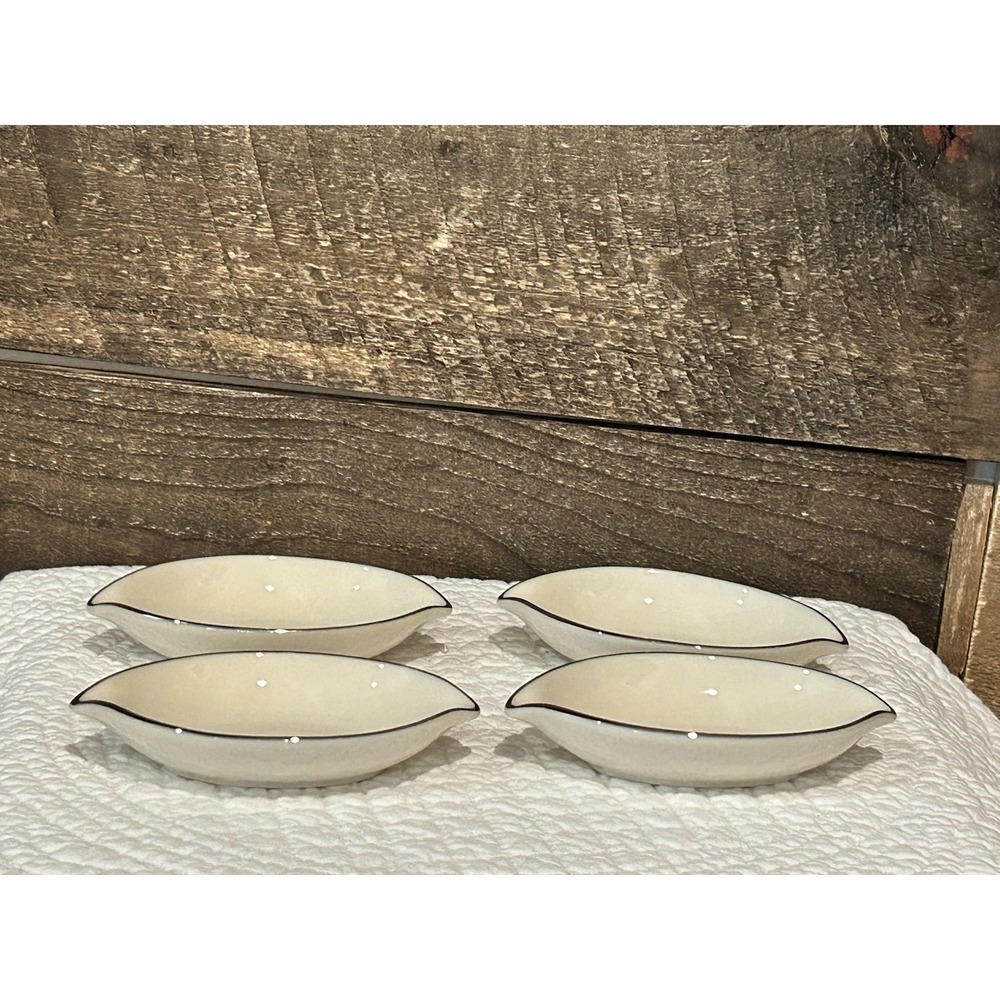 LENOX Montclair Ivory Cream Platinum Trim 4 Small Trinket AshTrays Bone China